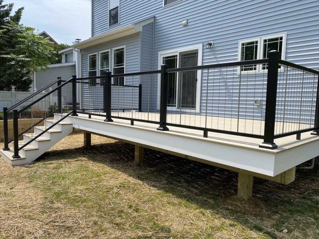 cable railing on deck 