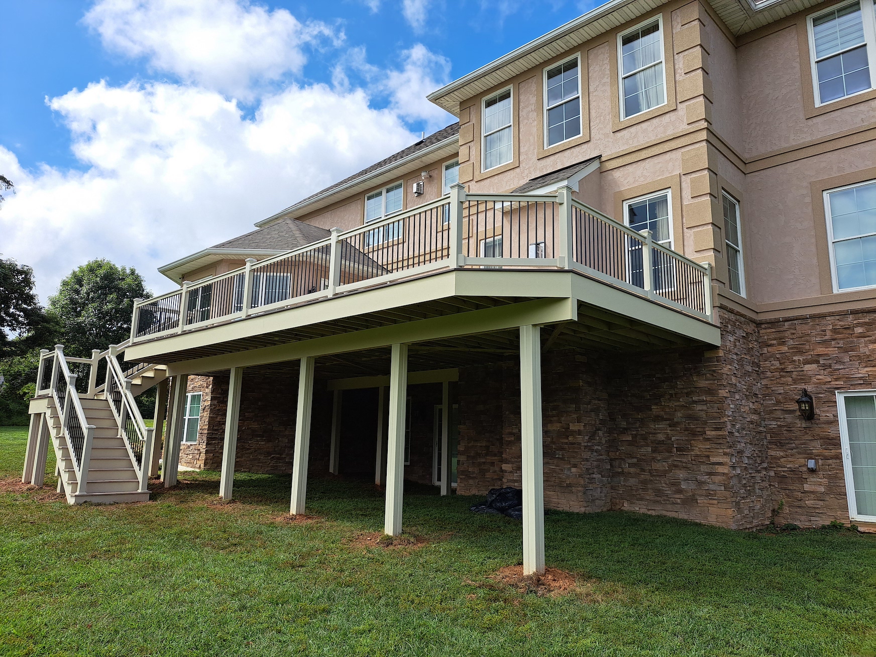 Project of the Month French White Oak Composite Deck in Fallston
