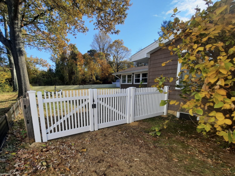 fence building in fall