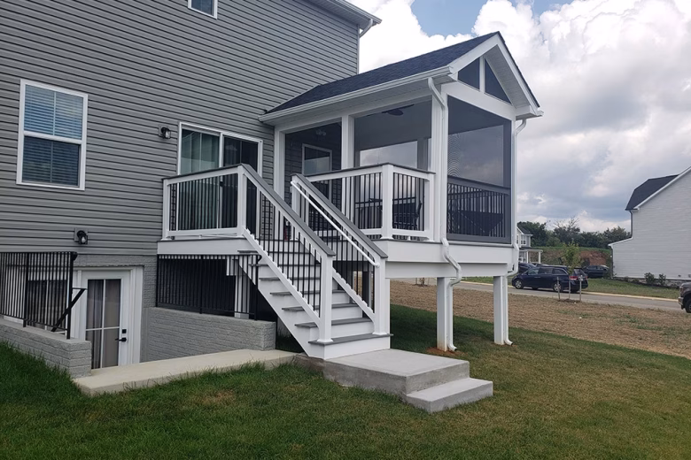 Screened Porch & Deck