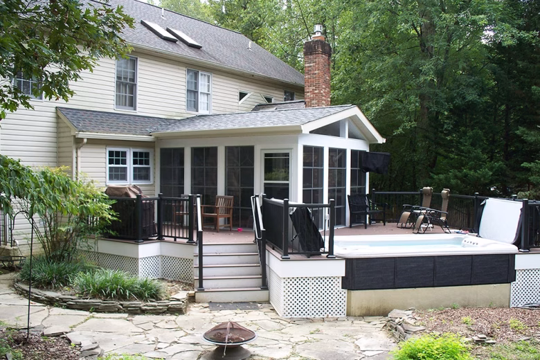 Screened Room and Deck in Gambrills MD
