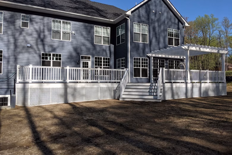 Trex Transcend Island Mist Decking With White Washington Vinyl Railing White Vinyl Pergola White Vinyl Fascia White Vinyl Privacy Lattice Around Perimeter Of Deck