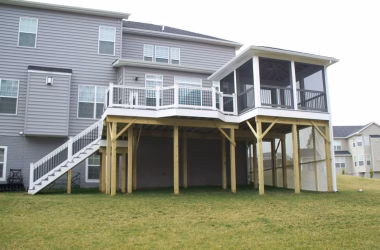 Platinum Trex Pro screened porch and deck