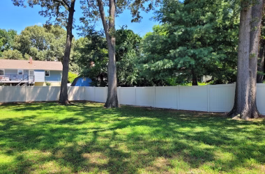 new tan vinyl fence in Glen Burnie Maryland
