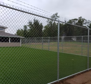 Chain Link Dog Kennel Fencing with Anti Climb Barbed Wire